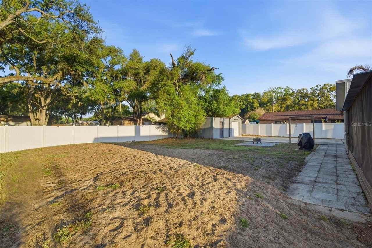 7403 Providence Rd - Photo 6 of 48