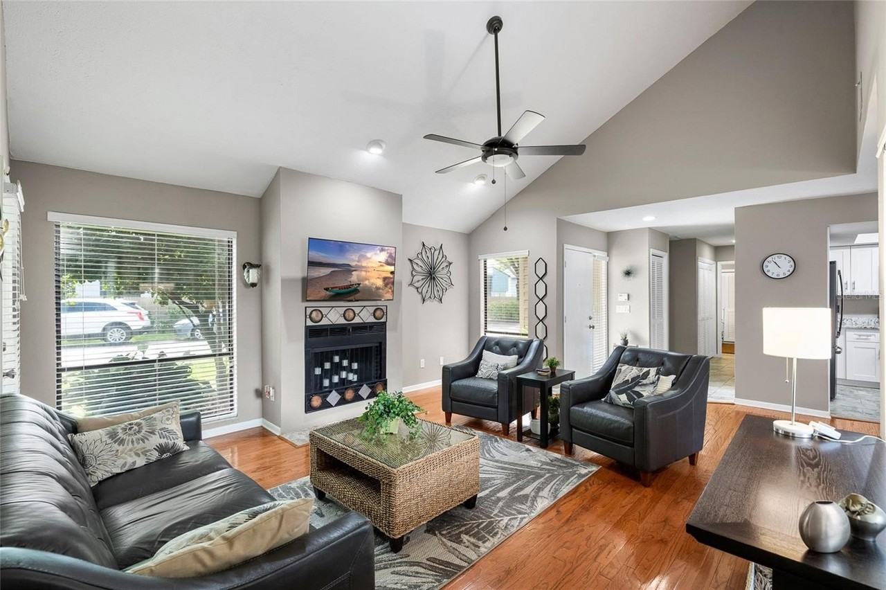 11520 Galleria Dr - Photo 7 of 29