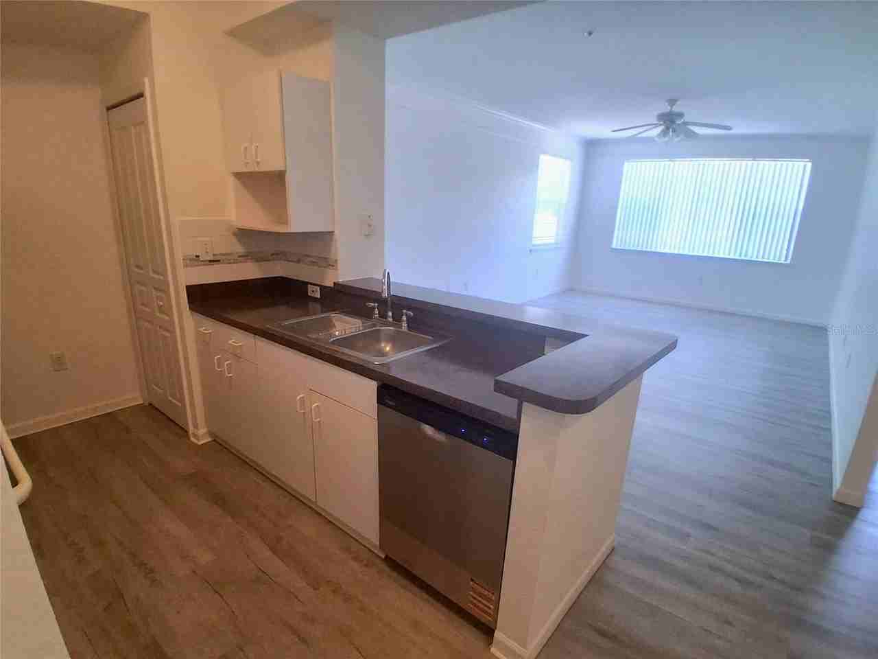 17108 Carrington Park Dr #707 - Photo 4 of 12