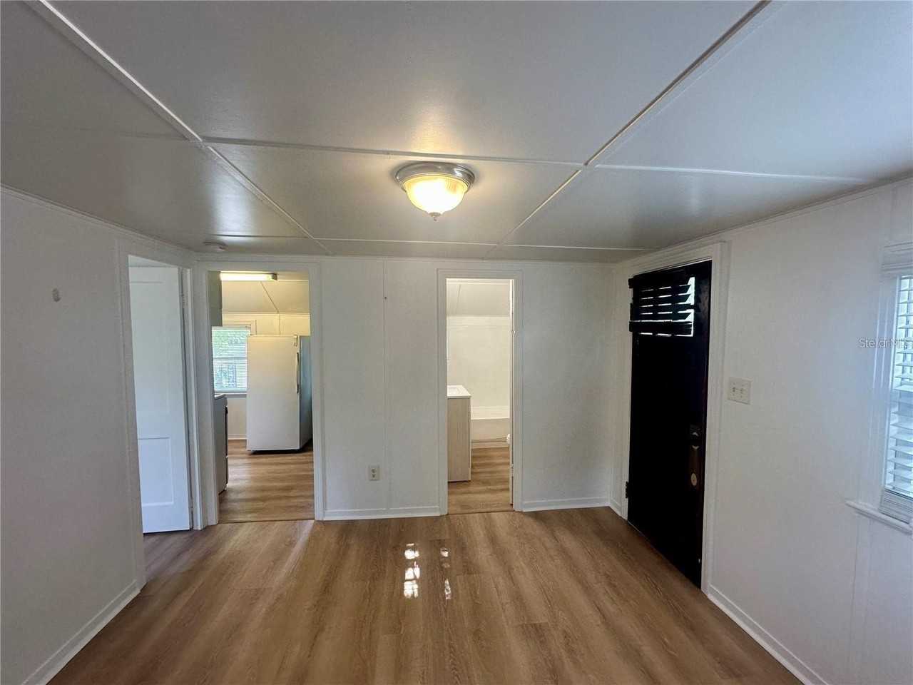 15 1/2 4th St N - Photo 2 of 27