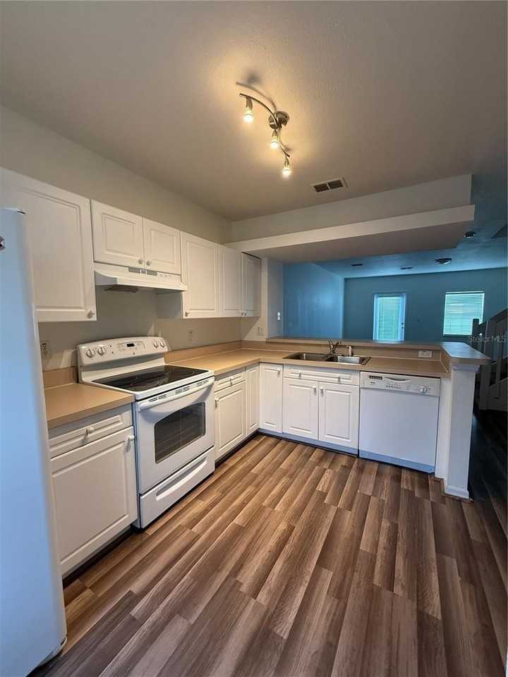 4352 Har Paul Cir - Photo 3 of 12