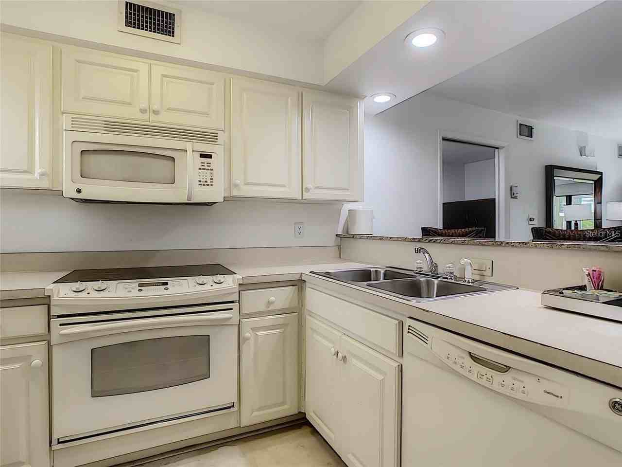 4786 Foxhunt Dr #B717 - Photo 3 of 14