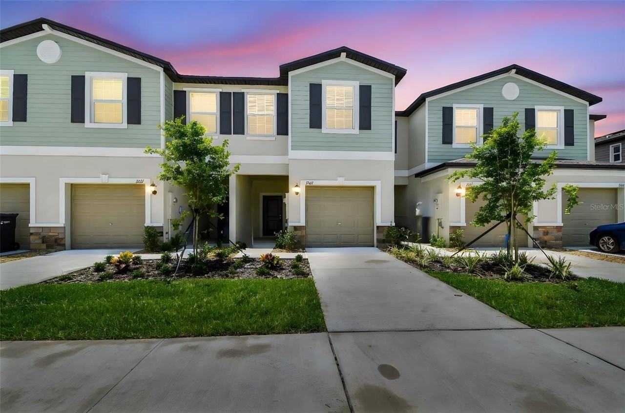 2665 Buttercup Lucine Ln - Photo 2 of 50