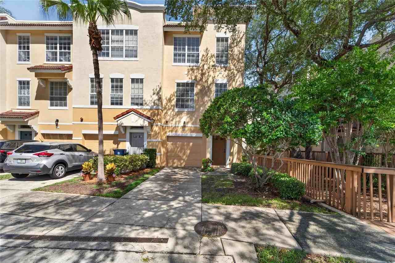3186 Bayshore Oaks Dr - Photo 2 of 50