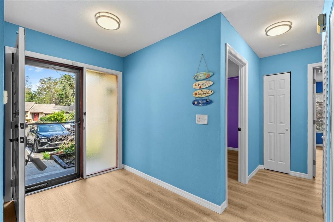 4045 Arrowwood Ct - Photo 4 of 24