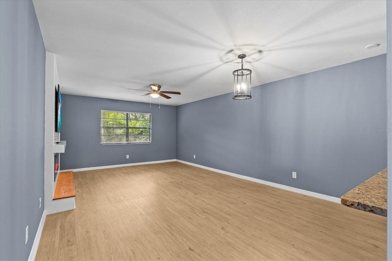 4045 Arrowwood Ct - Photo 5 of 24