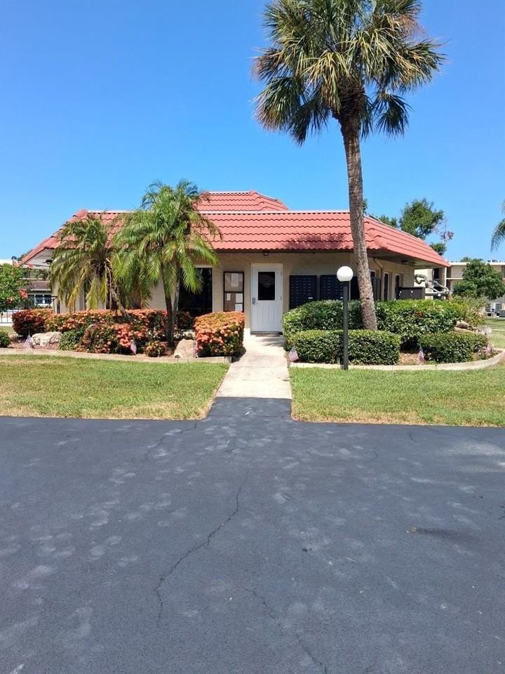 12200 Vonn Rd #1304 - Photo 4 of 29