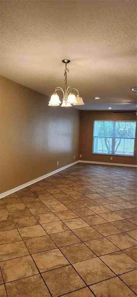 2914 Royal Tuscan Ln - Photo 3 of 36