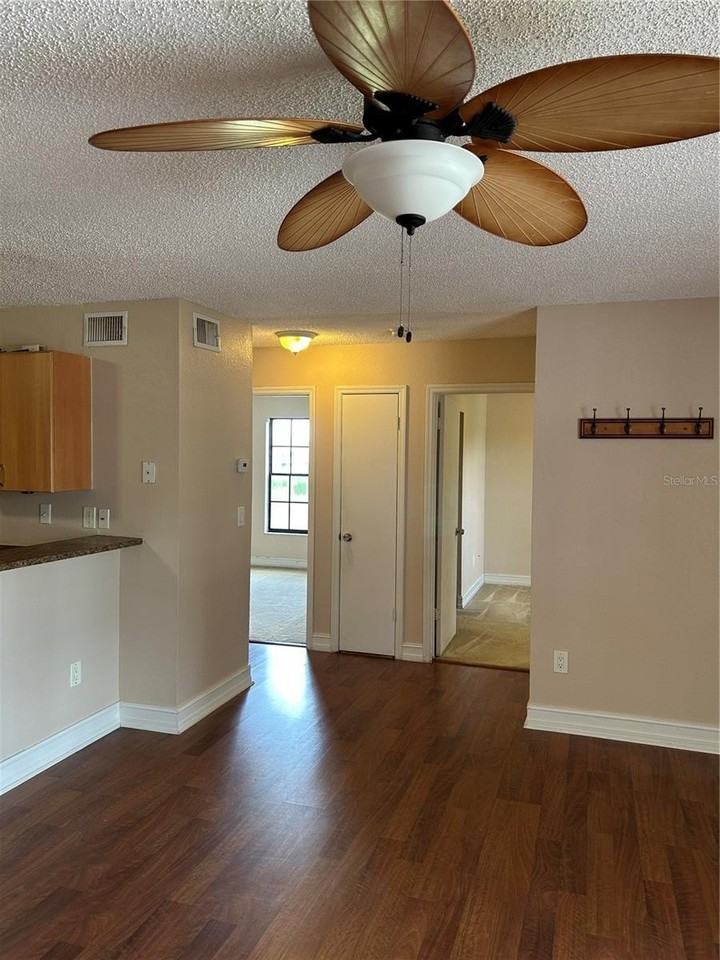 21027 Voyager Blvd #7 - Photo 7 of 23