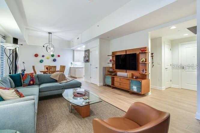 450 Knights Run Ave #102 - Photo 7 of 34