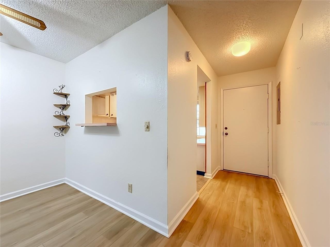 2465 Northside Dr #503 - Photo 7 of 27