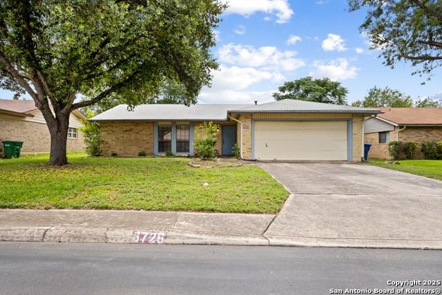 6726 Country Field Dr - Photo 2 of 25