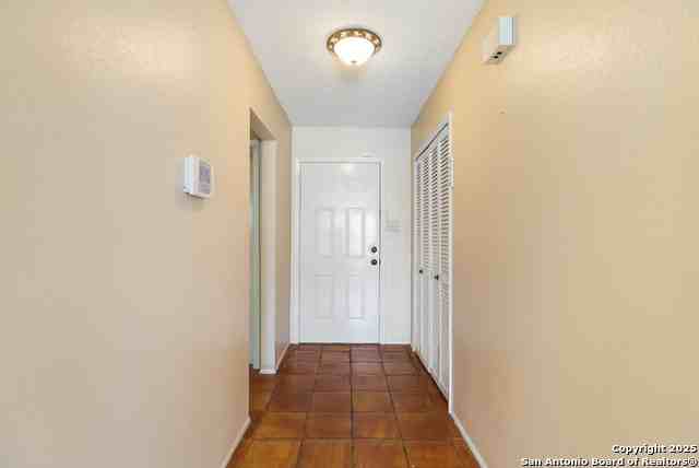 6726 Country Field Dr - Photo 5 of 25