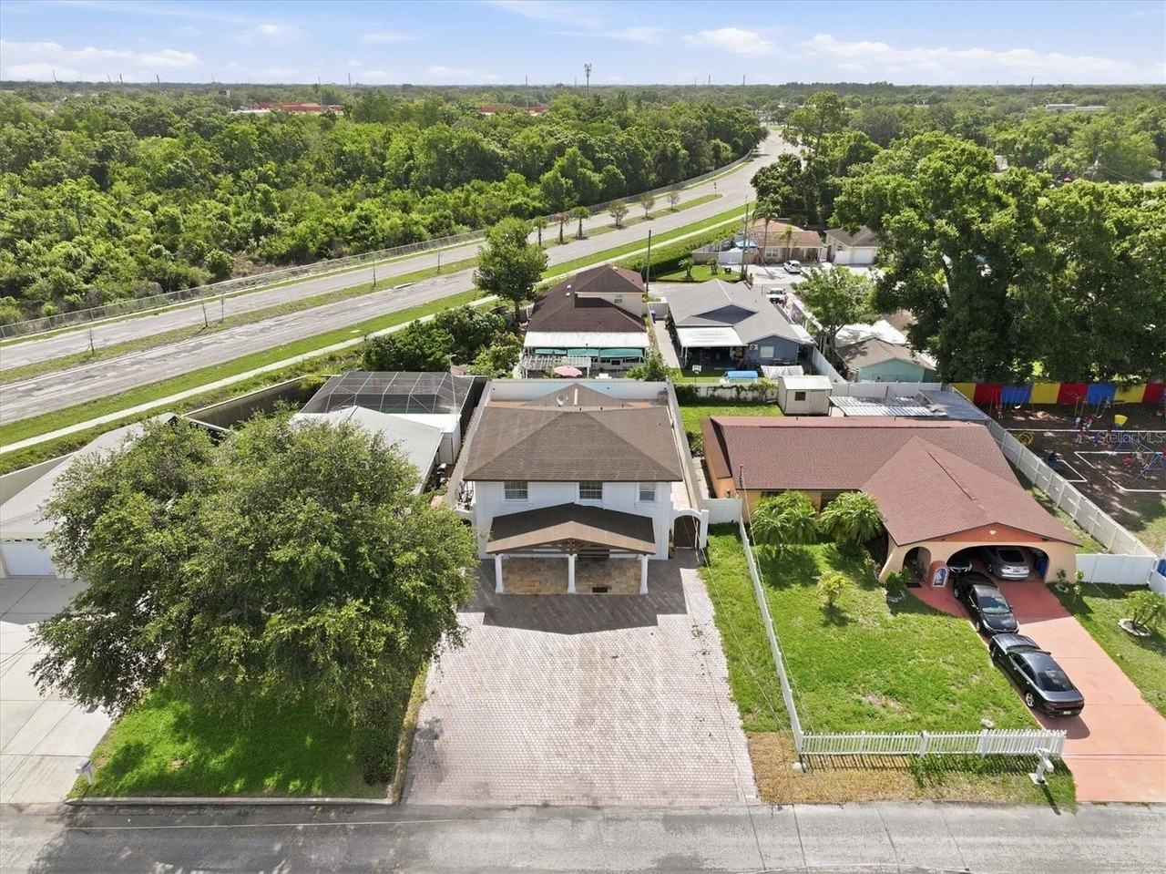 6611 N Hale Ave - Photo 4 of 47