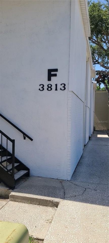 3813 N Oak Dr #F12 - Photo 3 of 6
