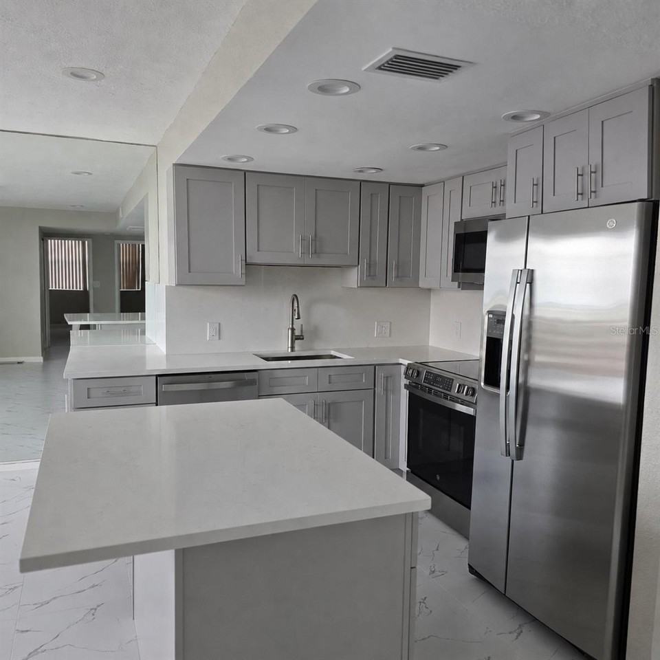 4015 Bayshore Blvd #7F - Photo 4 of 10
