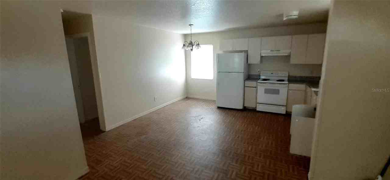 4226 E Palifox St - Photo 5 of 11