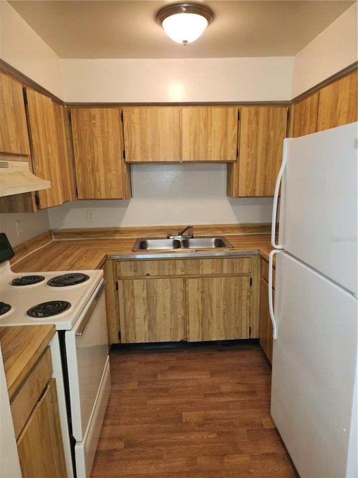 3920 E Jean St #7 - Photo 7 of 7
