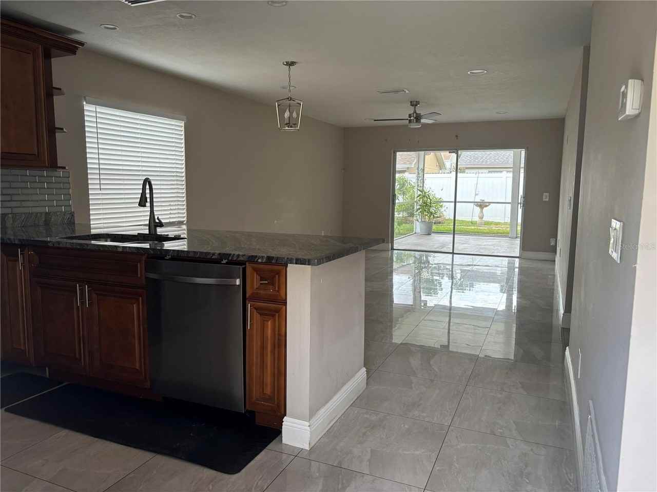 5029 Cypress Trace Dr - Photo 5 of 18