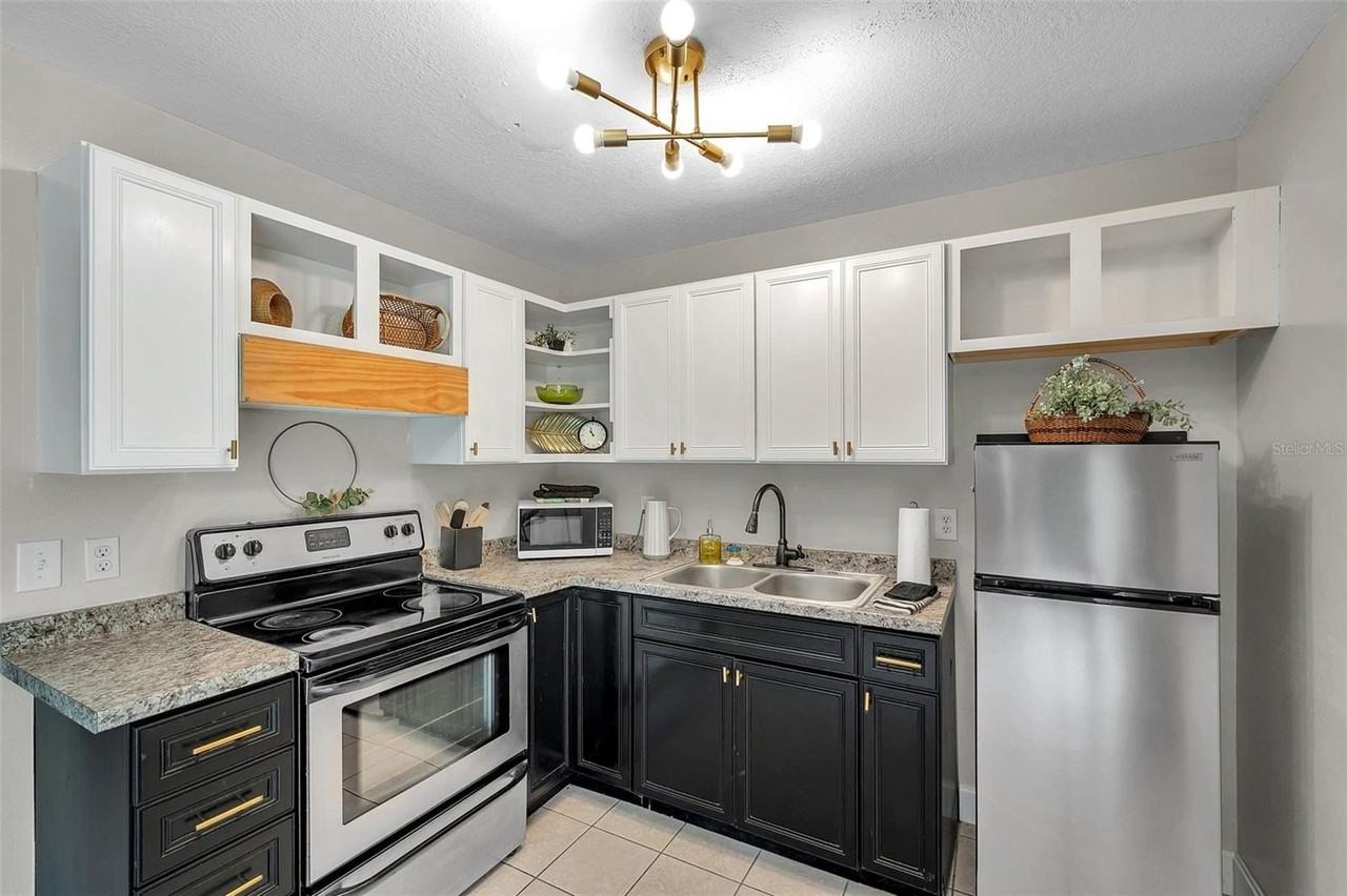 3371 N Bay Ave - Photo 6 of 31