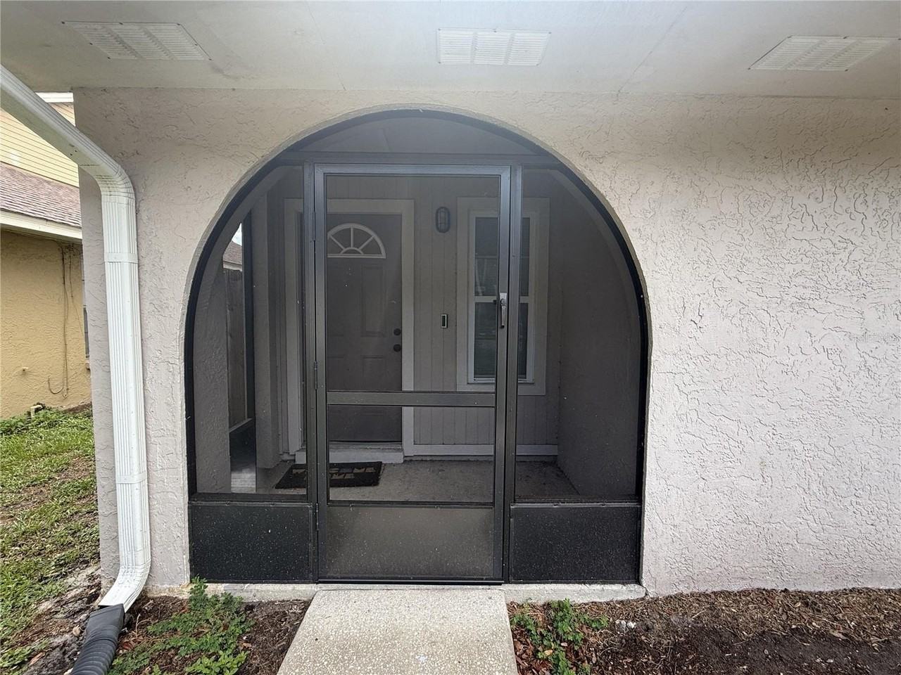 2042 Shadow Pine Dr - Photo 2 of 28
