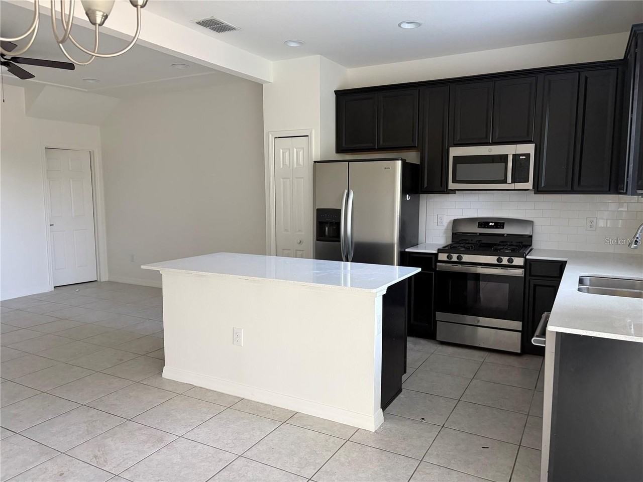 6344 Camino Dr - Photo 4 of 16