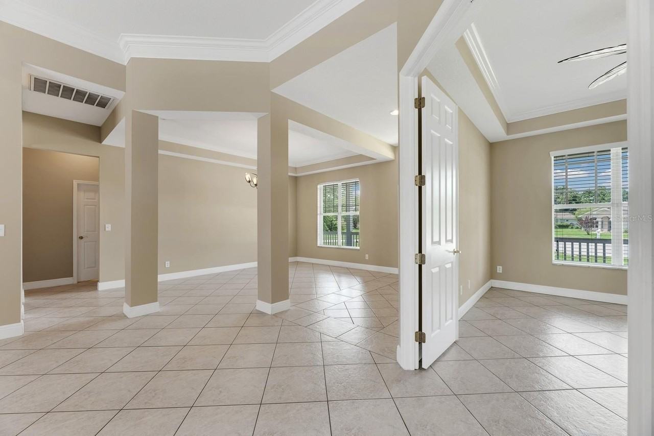 6023 Kestrel Point Ave - Photo 6 of 47