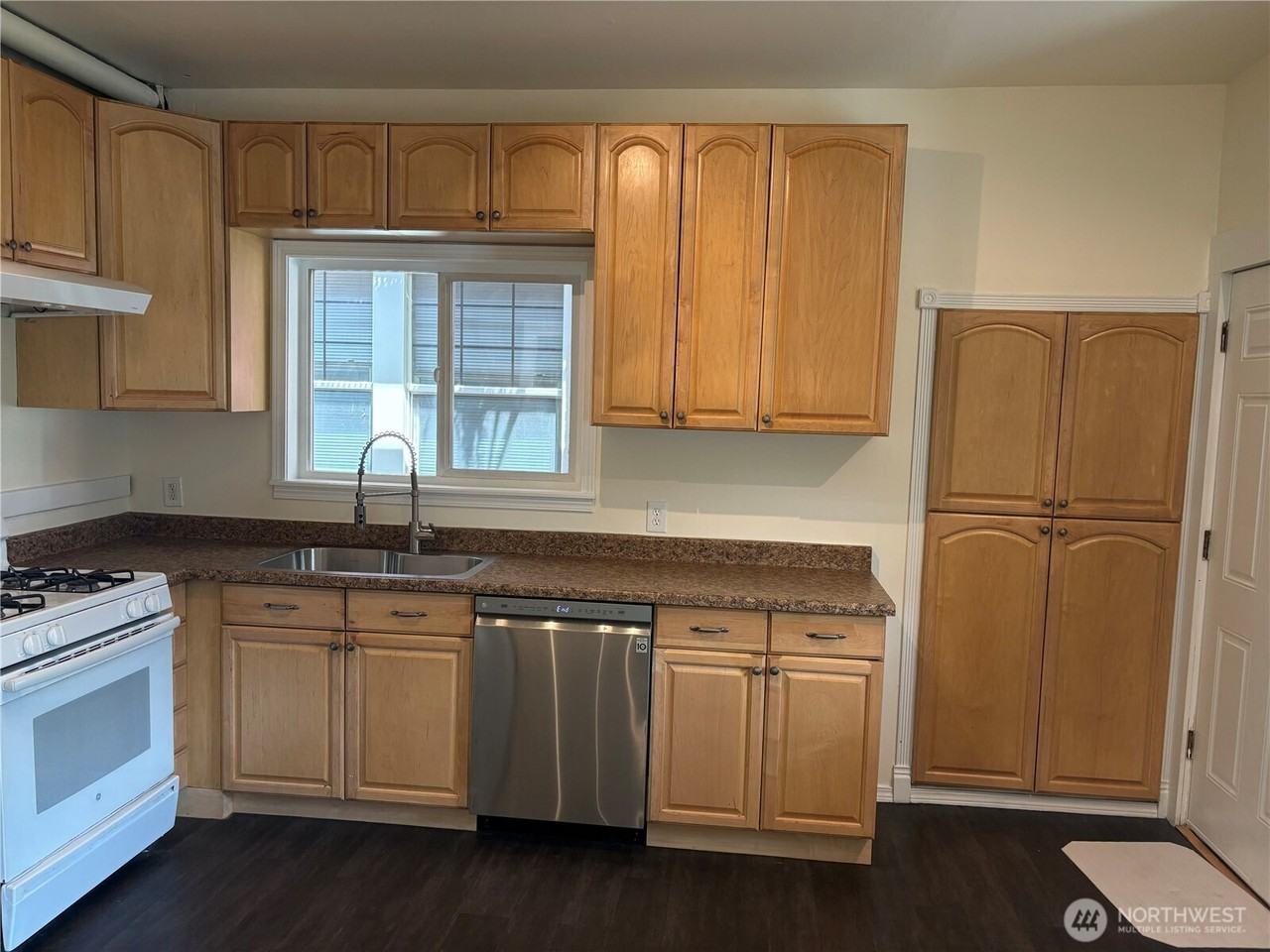 1728 18th Ave - Photo 6 of 13
