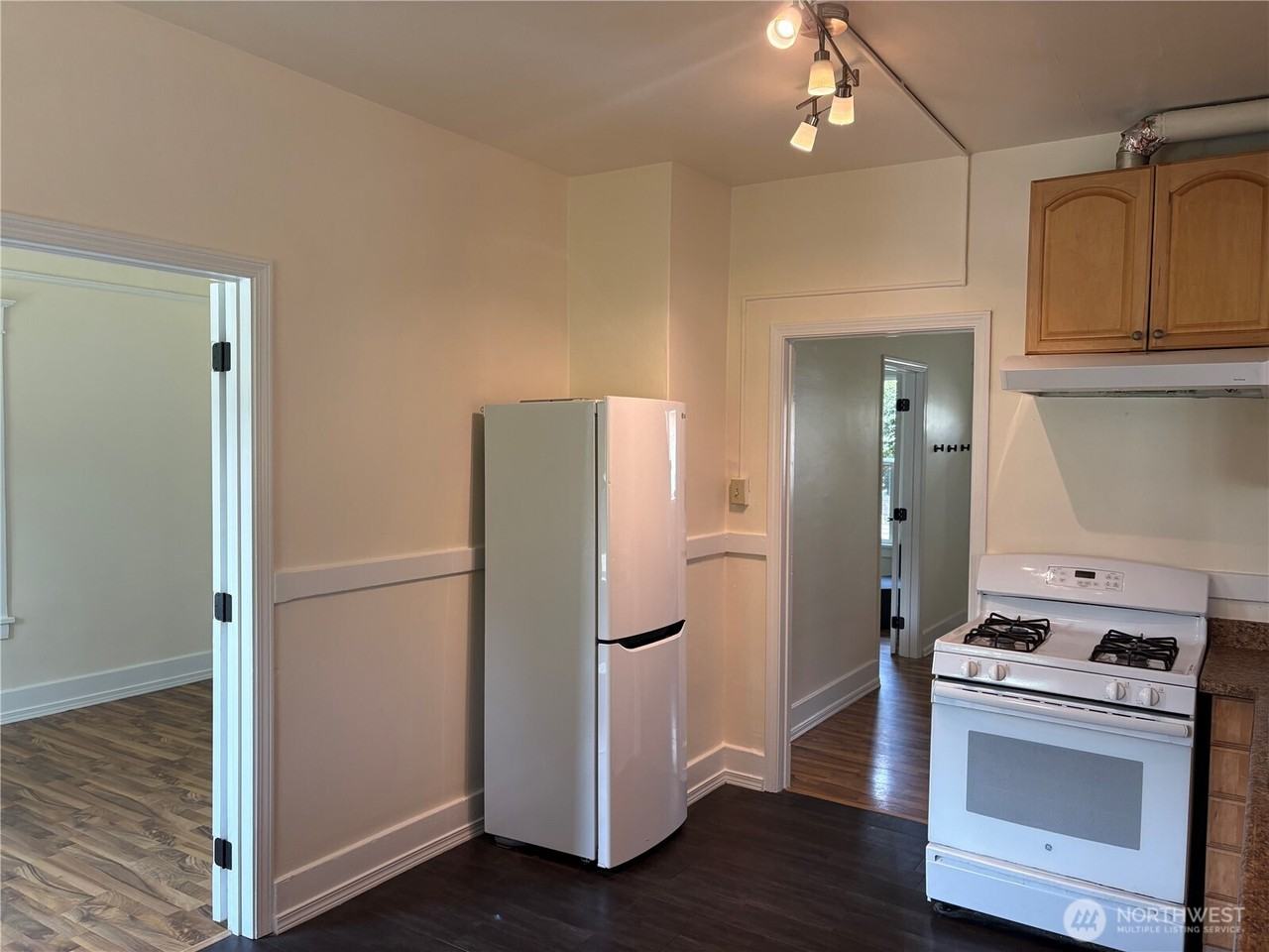 1728 18th Ave - Photo 7 of 13