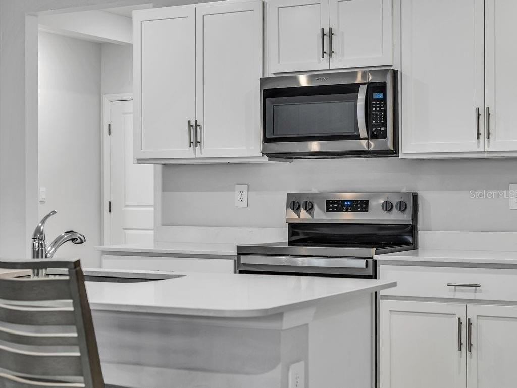 1048 Adalia Ter - Photo 5 of 42