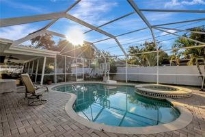 featured image of 809 Jacaranda Dr