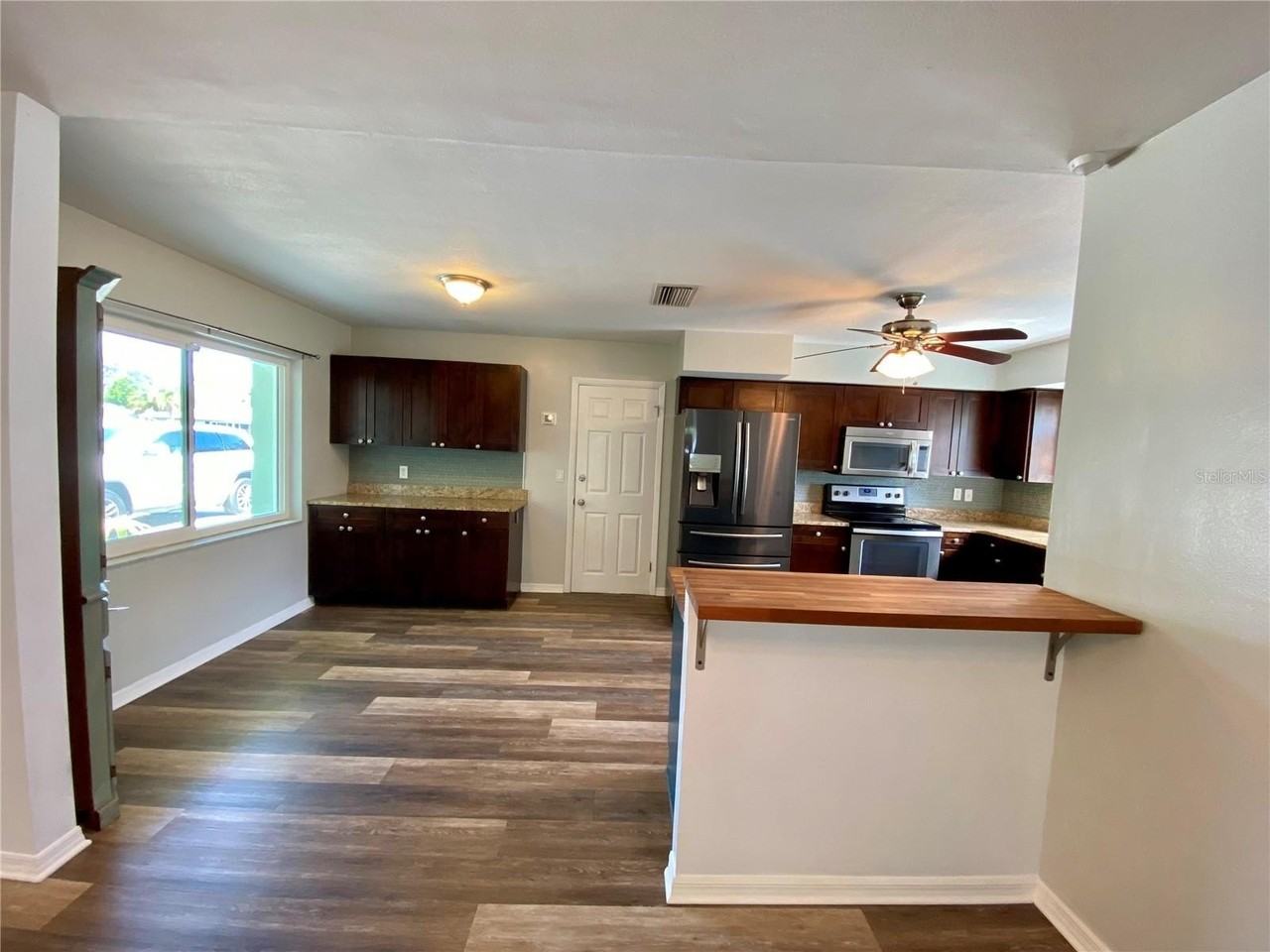 809 Jacaranda Dr - Photo 6 of 18