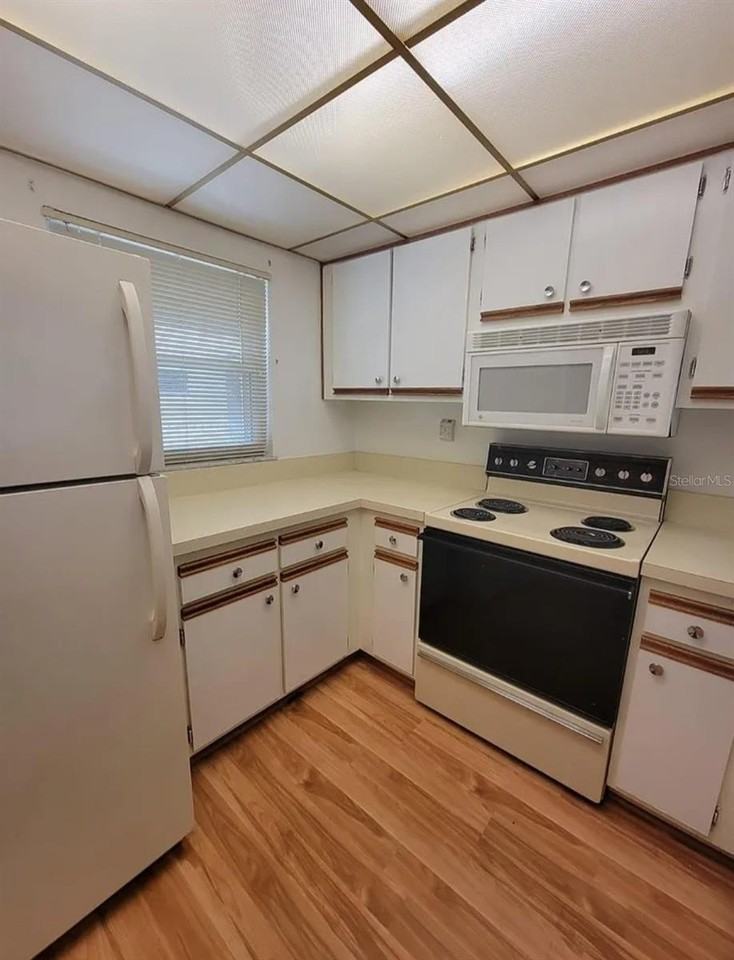 100 E Kentucky Ave #103D - Photo 4 of 29