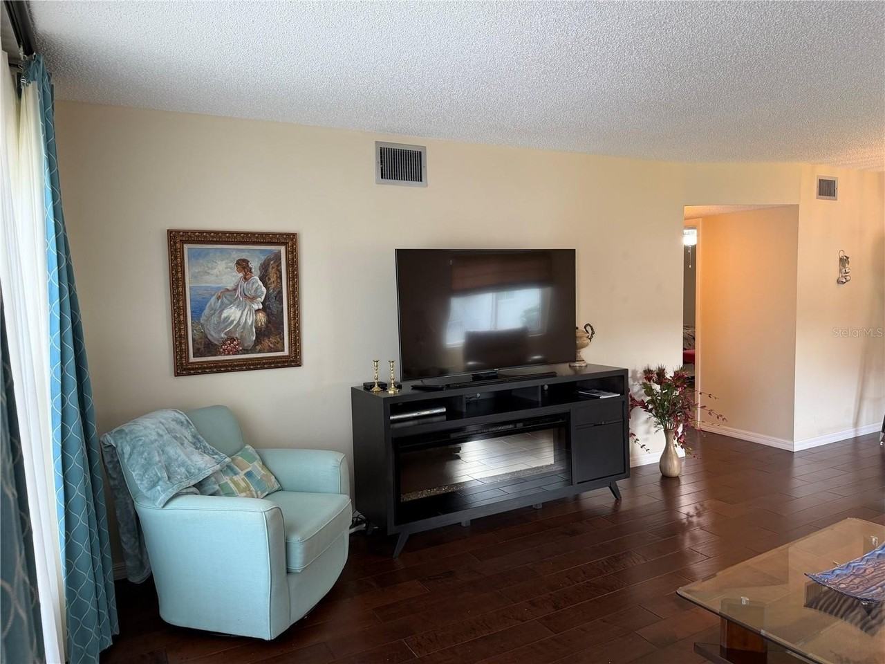 2426 Ecuadorian Way #40 - Photo 3 of 15