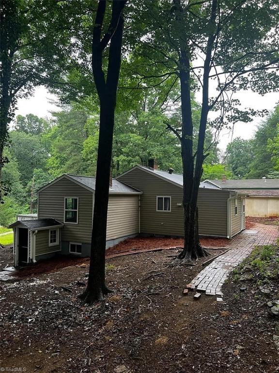 4145 Lexwin Ave - Photo 2 of 10