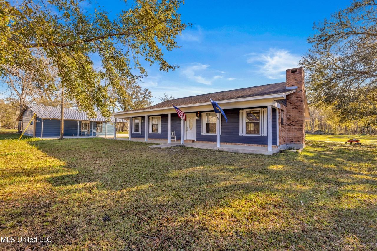11340 County Farm Rd - Photo 2 of 39