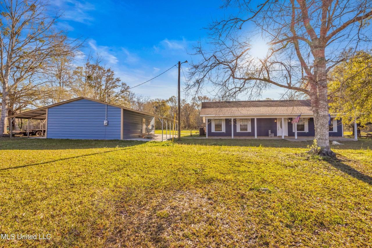 11340 County Farm Rd - Photo 3 of 39