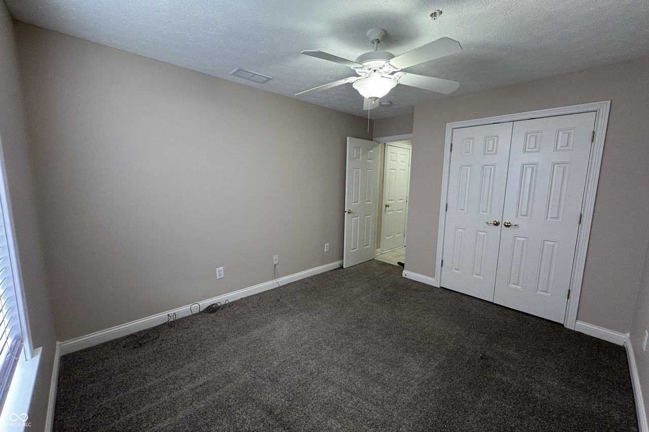 1473 Frontier Dr - Photo 3 of 17