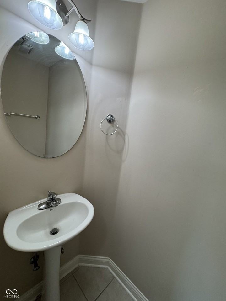 1473 Frontier Dr - Photo 6 of 17