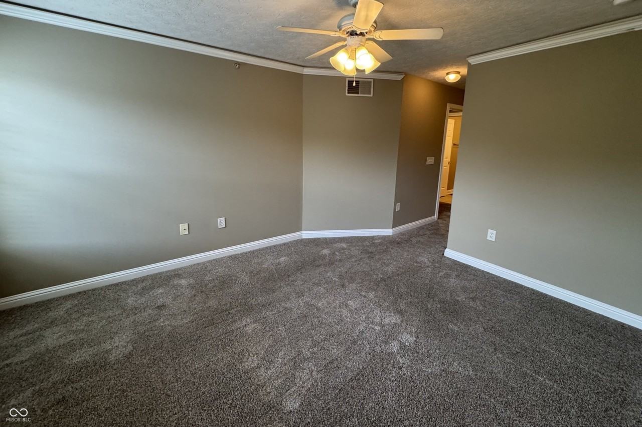 1475 Autumn Oak St - Photo 7 of 17