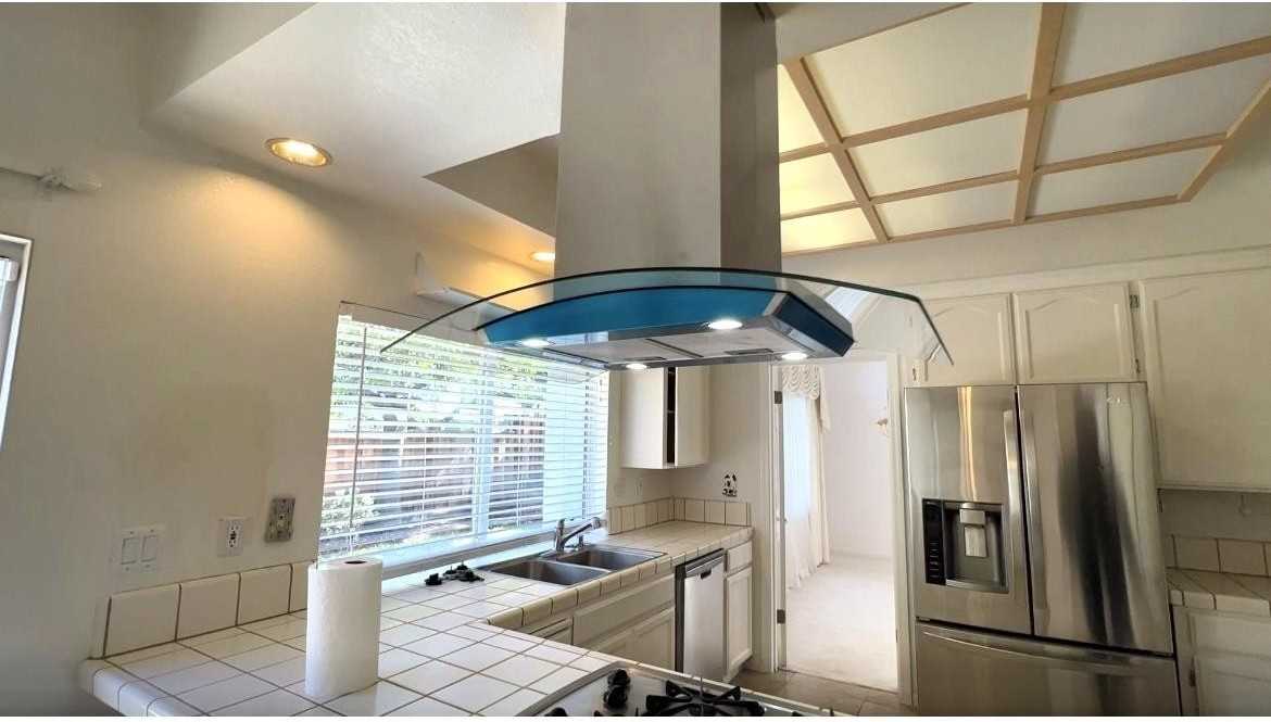 11688 Olive Spring Ct - Photo 6 of 26