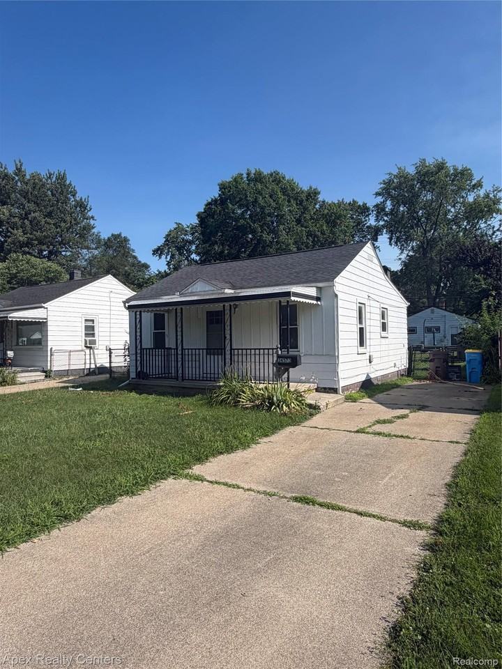 34573 Annapolis St - Photo 2 of 7