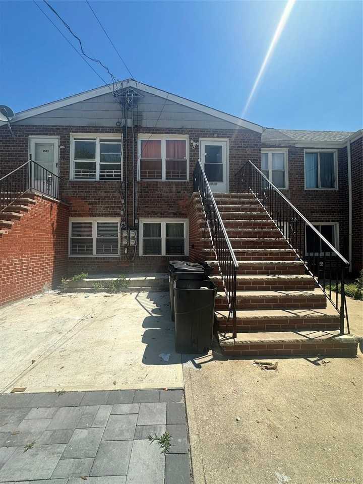 12 1510 Beach Street #2 - Photo 5 of 5