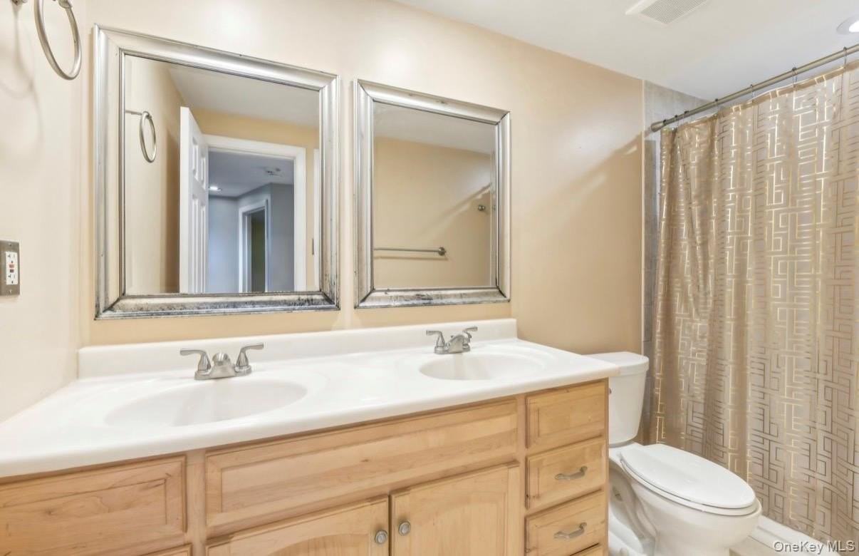 598 Blue Ridge Dr - Photo 6 of 33