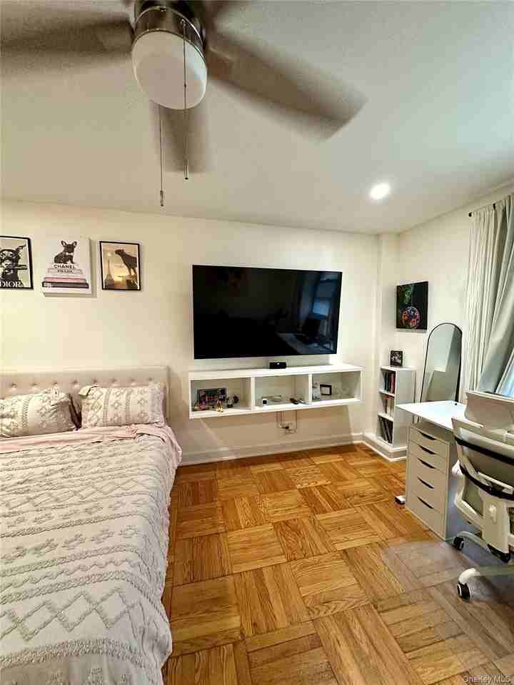 101 Ellwood Ave #1E - Photo 4 of 16