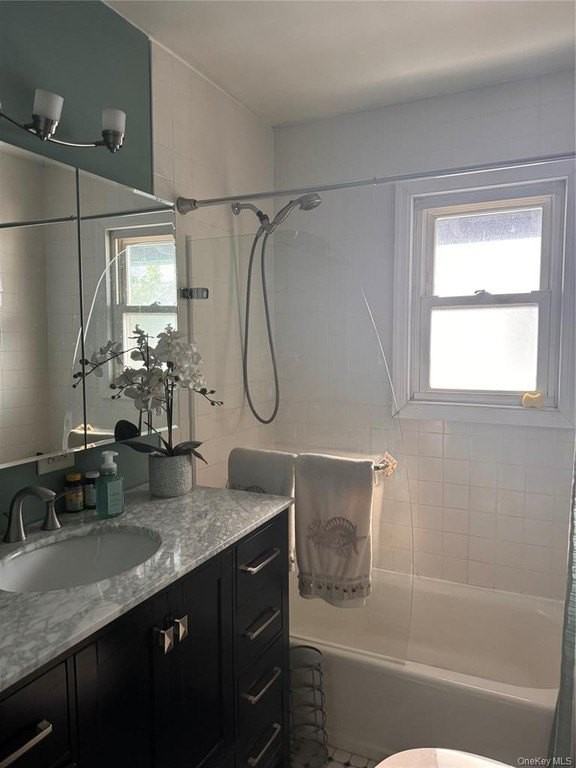 537 E Chester St - Photo 3 of 6