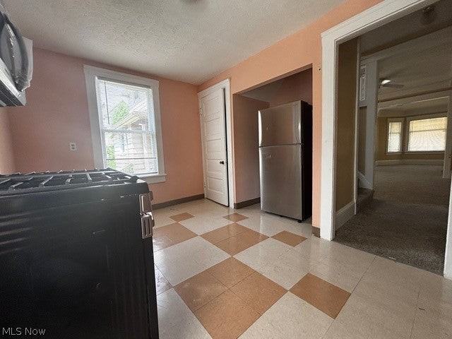 10102 Ostend Ave - Photo 4 of 17