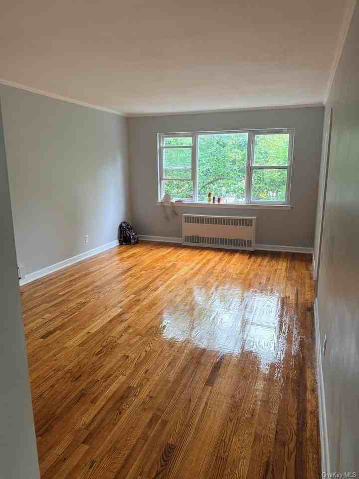 3801 149th Pl - Photo 3 of 9