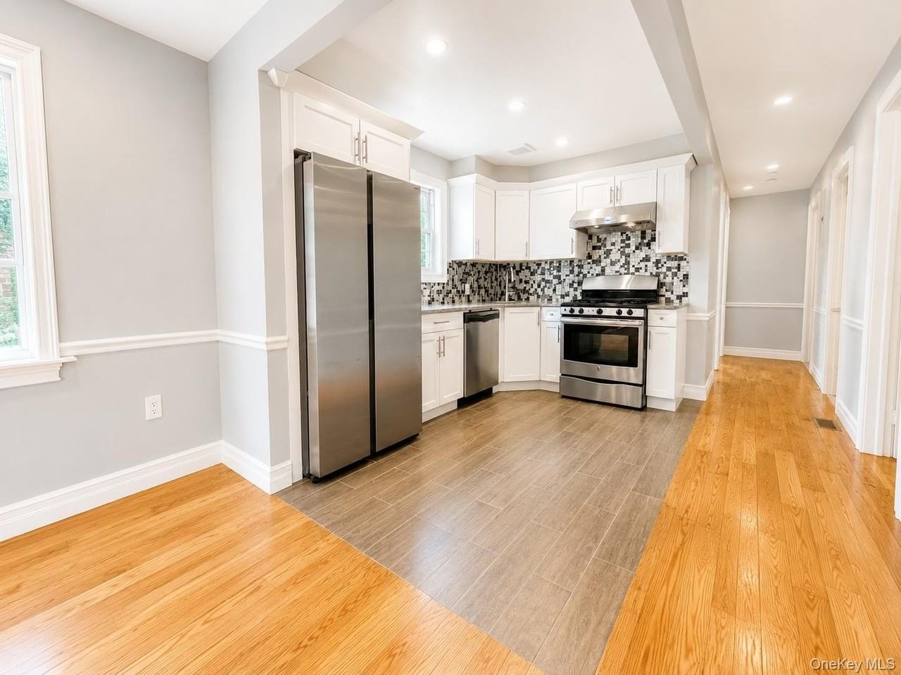 11312 Francis Lewis Blvd - Photo 4 of 16