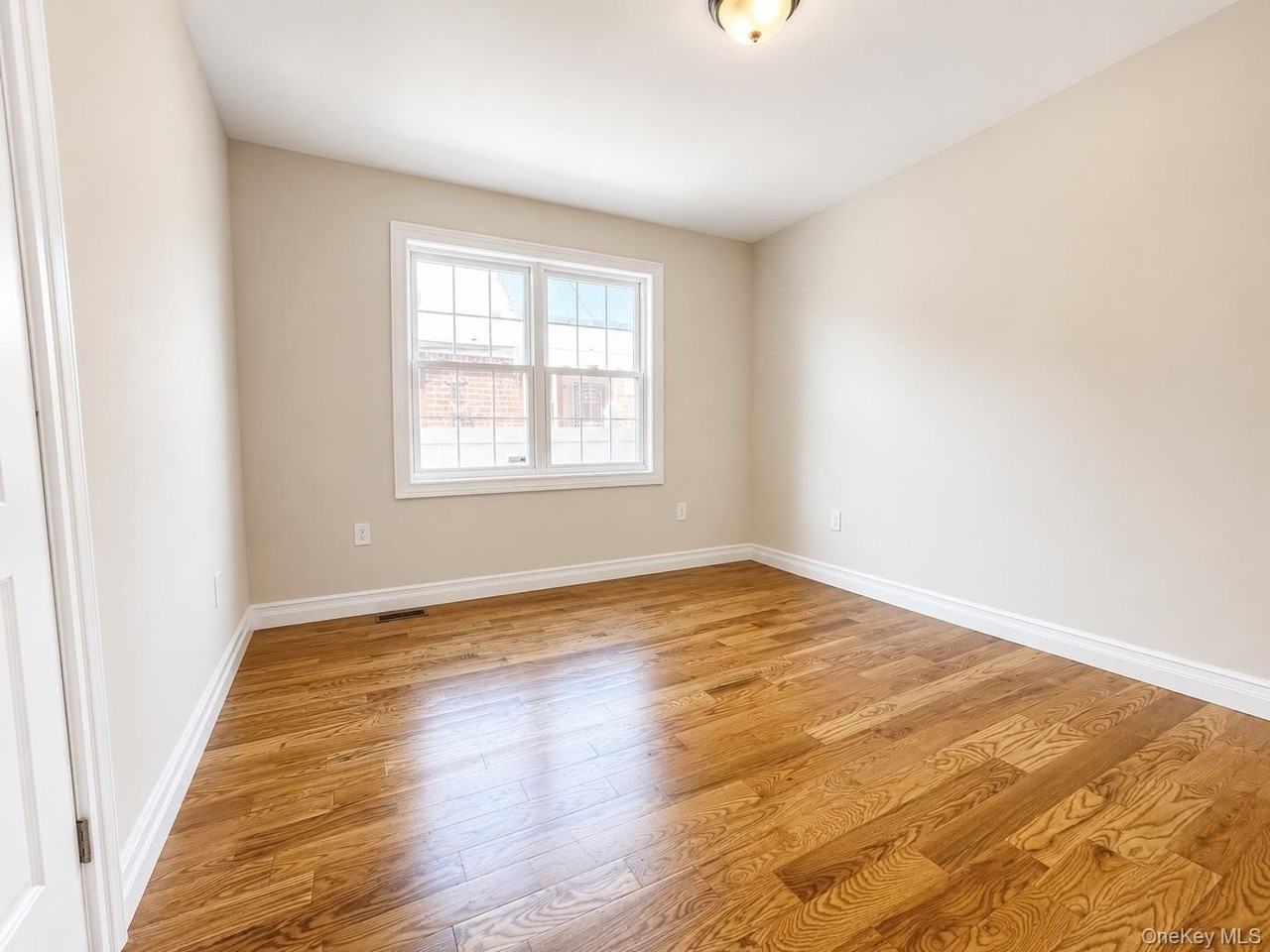 11312 Francis Lewis Blvd - Photo 5 of 16